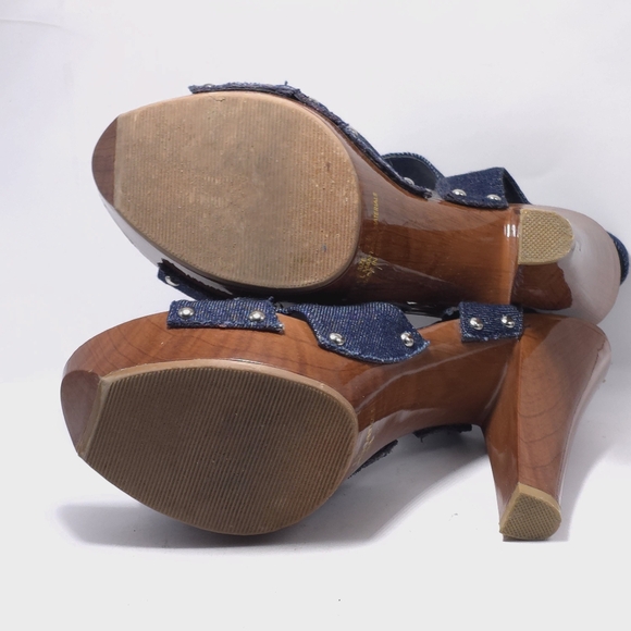 Qupid Women's Denim Heels Size 7.5 Silver Buckle Wood Heel - Picture 11 of 13